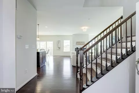 Entry Way - 3502 Doc Berlin Dr, Silver Spring, MD 20906 photo 3 of 6