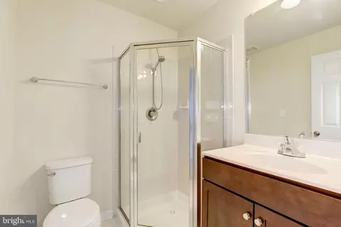 Bath - 3502 Doc Berlin Dr, Silver Spring, MD 20906 photo 8 of 10