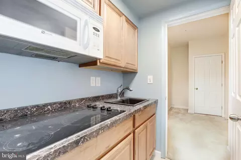 Kitchen - 3502 Doc Berlin Dr, Silver Spring, MD 20906 photo 5 of 6
