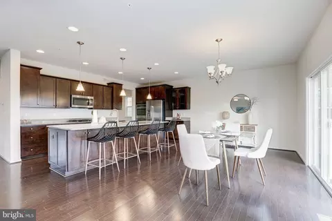 Dining - 3502 Doc Berlin Dr, Silver Spring, MD 20906 photo 6 of 6