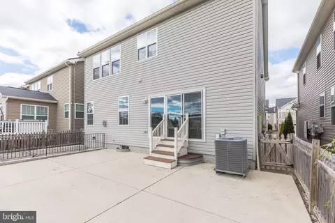 Exterior - 3502 Doc Berlin Dr, Silver Spring, MD 20906 photo 10 of 12