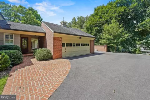 Exterior - 418 Quaint Acres Dr, Silver Spring, MD 20904 photo 12 of 31