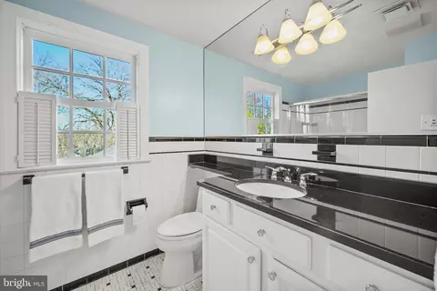 Bath - 418 Quaint Acres Dr, Silver Spring, MD 20904 photo 5 of 7