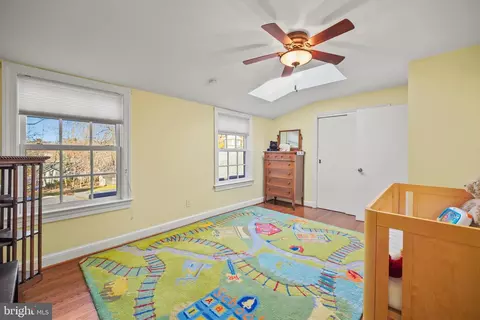 Bedroom - 418 Quaint Acres Dr, Silver Spring, MD 20904 photo 4 of 9