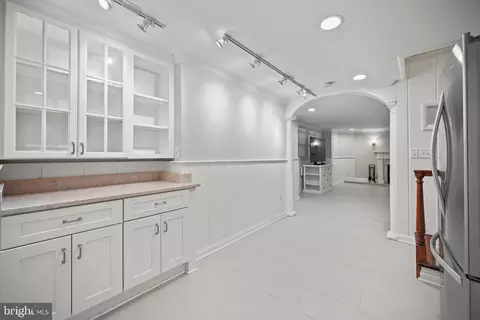 Kitchen - 418 Quaint Acres Dr, Silver Spring, MD 20904 photo 7 of 10