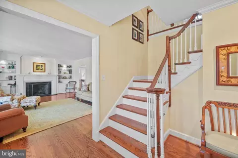 Entry Way - 418 Quaint Acres Dr, Silver Spring, MD 20904 photo 1 of 3