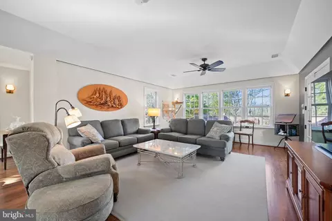 Living - 418 Quaint Acres Dr, Silver Spring, MD 20904 photo 7 of 11