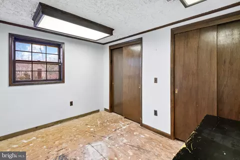 Bedroom - 819 Jonker Ct, Gaithersburg, MD 20878 photo 6 of 6