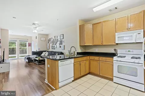 8045 Newell St #223, Silver Spring, MD 20910
