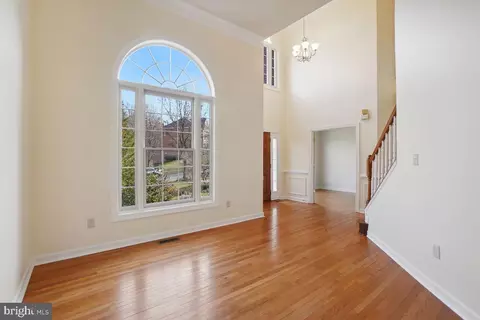 6 Hackett Ct, Poolesville, MD 20837 photo 4