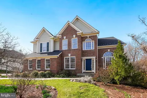 6 Hackett Ct, Poolesville, MD 20837