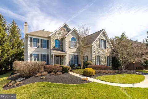 13617 Cavanaugh Dr, Rockville, MD 20850