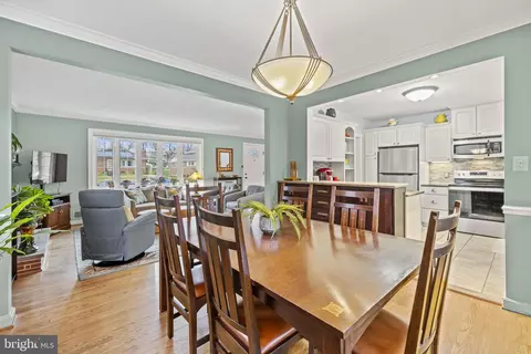 Dining - 803 Venice Dr, Silver Spring, MD 20904 photo 2 of 2