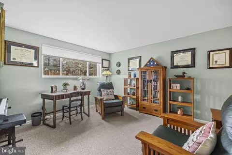 Living - 803 Venice Dr, Silver Spring, MD 20904 photo 5 of 8
