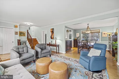 Living - 803 Venice Dr, Silver Spring, MD 20904 photo 4 of 8
