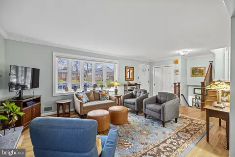 Living - 803 Venice Dr, Silver Spring, MD 20904 photo 1 of 8