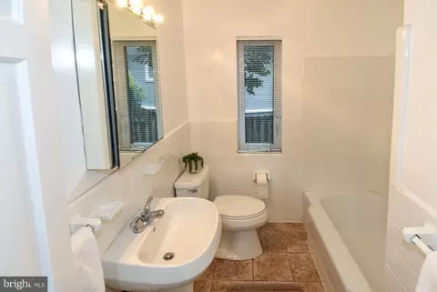 Bath - 9406 Bruce Dr, Silver Spring, MD 20901 photo 2 of 6