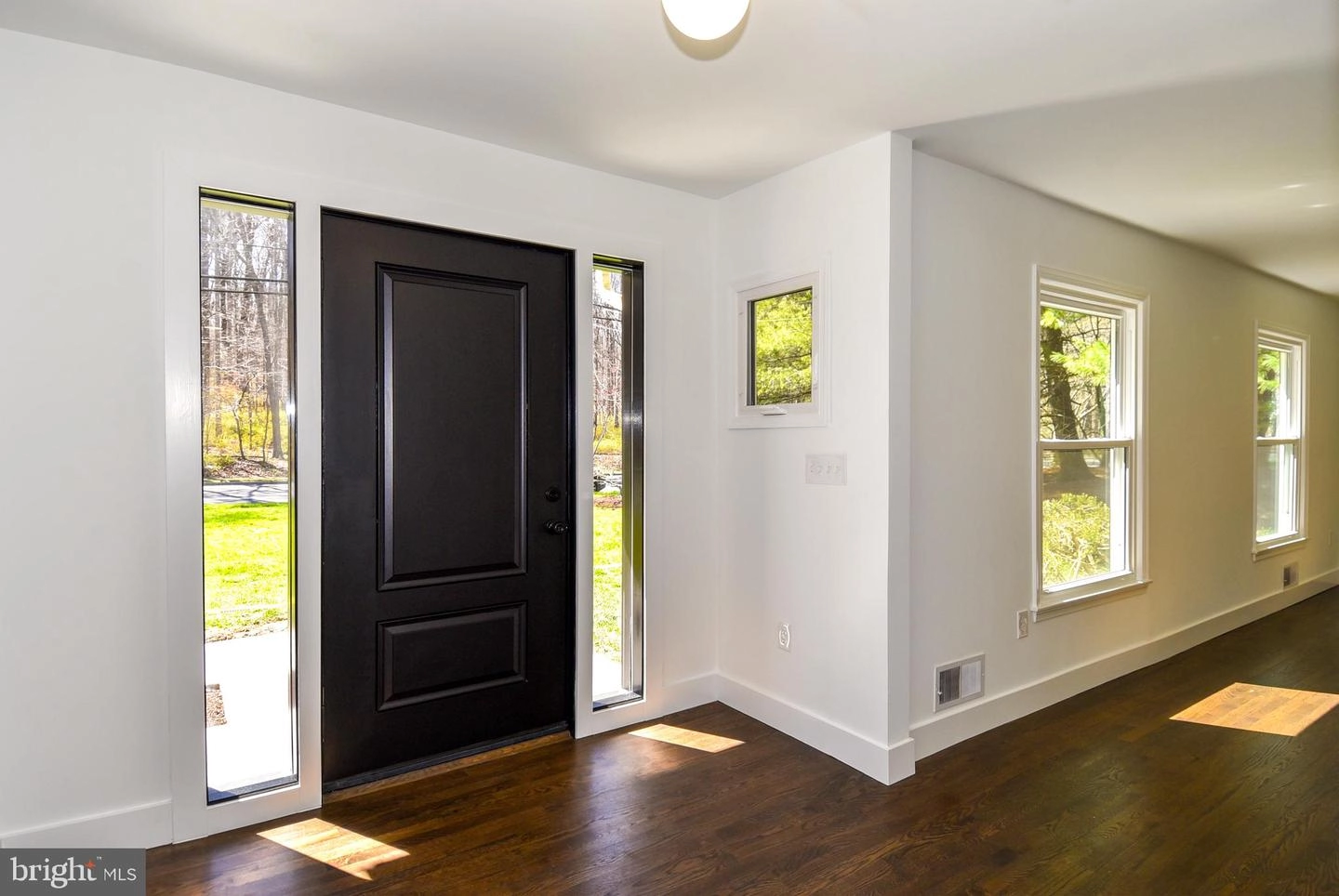 12415 Kemp Mill Rd, Silver Spring, MD 20902 photo 3
