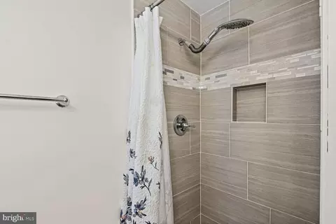 Bath - 10610 Lorain Ave, Silver Spring, MD 20901 photo 2 of 5