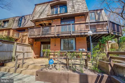 10815 Deborah Dr, Potomac, MD 20854