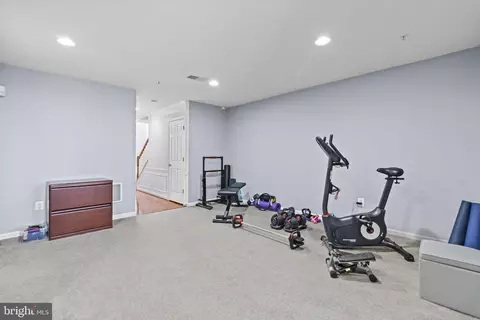 1621 Treetop View Ter, Silver Spring, MD 20904 photo 21