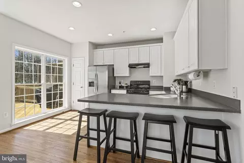 1621 Treetop View Ter, Silver Spring, MD 20904 photo 10