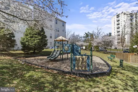 1621 Treetop View Ter, Silver Spring, MD 20904 photo 26