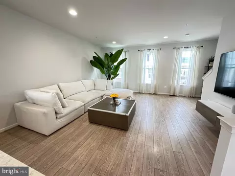 Living - 15719 Steamboat Way, Silver Spring, MD 20906 photo 6 of 7