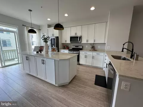 Kitchen - 15719 Steamboat Way, Silver Spring, MD 20906 photo 2 of 7