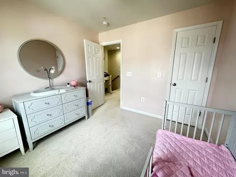 Bedroom - 15719 Steamboat Way, Silver Spring, MD 20906 photo 10 of 13