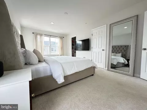 Bedroom - 15719 Steamboat Way, Silver Spring, MD 20906 photo 5 of 13