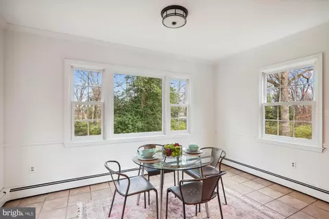 Dining - 10609 Greenacres Dr, Silver Spring, MD 20903 photo 4 of 4