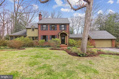 10609 Greenacres Dr, Silver Spring, MD 20903 photo 1