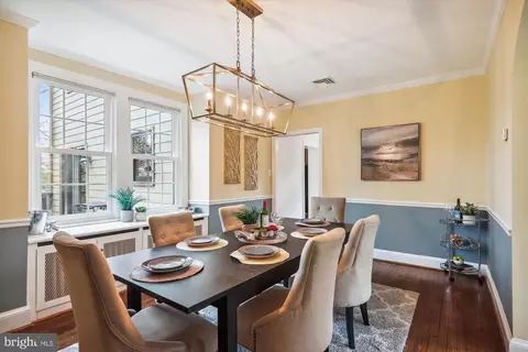 Dining - 10609 Greenacres Dr, Silver Spring, MD 20903 photo 3 of 4