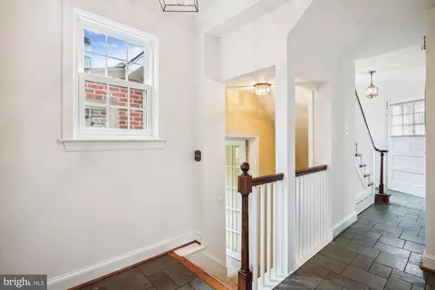 Entry Way - 10609 Greenacres Dr, Silver Spring, MD 20903 photo 3 of 4