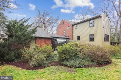Exterior - 10609 Greenacres Dr, Silver Spring, MD 20903 photo 14 of 22