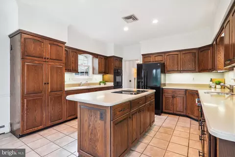 Kitchen - 10609 Greenacres Dr, Silver Spring, MD 20903 photo 1 of 3
