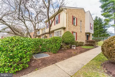 Exterior - 14540 Macbeth Dr #14540, Silver Spring, MD 20906 photo 3 of 4