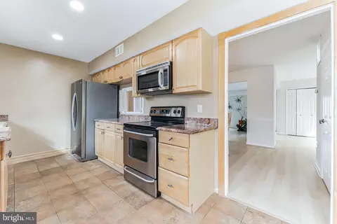 Kitchen - 14540 Macbeth Dr #14540, Silver Spring, MD 20906 photo 1 of 5