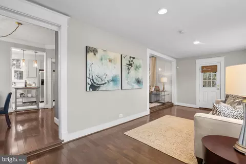 Entry Way - 2517 Weisman Rd, Silver Spring, MD 20902 photo 5 of 13