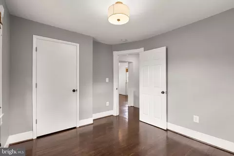 Entry Way - 2517 Weisman Rd, Silver Spring, MD 20902 photo 10 of 13