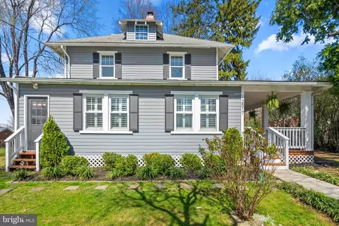 Exterior - 2517 Weisman Rd, Silver Spring, MD 20902 photo 3 of 11