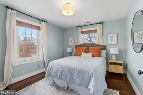 Bedroom - 2517 Weisman Rd, Silver Spring, MD 20902 photo 1 of 3