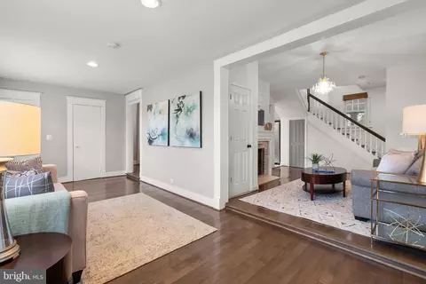 Entry Way - 2517 Weisman Rd, Silver Spring, MD 20902 photo 4 of 13