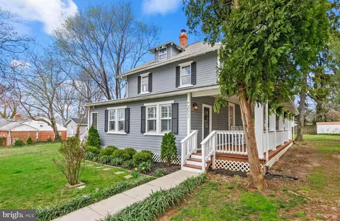 2517 Weisman Rd, Silver Spring, MD 20902