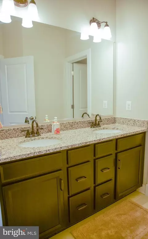 Bath - 109 Klee Aly, Silver Spring, MD 20906 photo 4 of 7