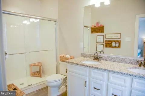 Bath - 109 Klee Aly, Silver Spring, MD 20906 photo 6 of 7