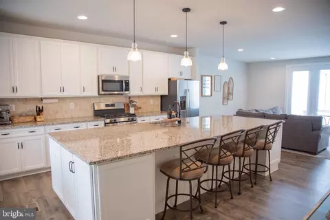 Kitchen - 109 Klee Aly, Silver Spring, MD 20906 photo 4 of 9