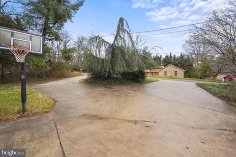 Other - 27 Thomas Dr, Silver Spring, MD 20904 photo 1 of 16