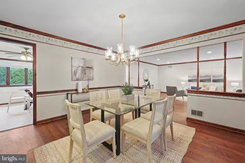 Dining - 27 Thomas Dr, Silver Spring, MD 20904 photo 2 of 5